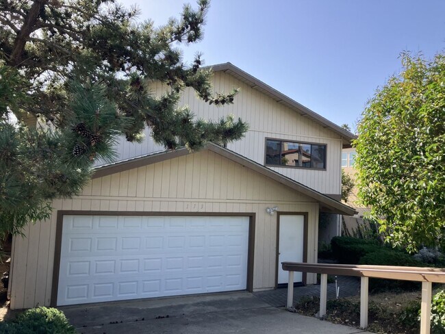 Foto del edificio - 173 Birch Ave