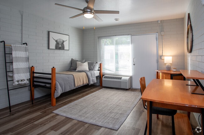 Sahara - Sahara Apartments