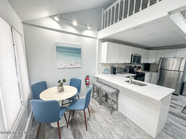 Foto del edificio - 170 1st Ave