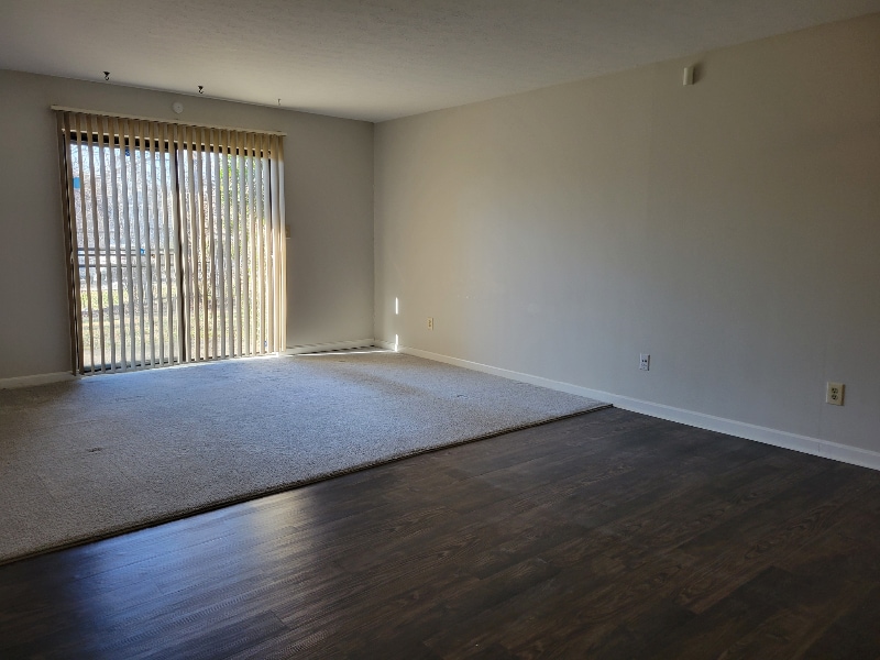 Photo - 6516 Six Mile Ln (Louisville, KY)