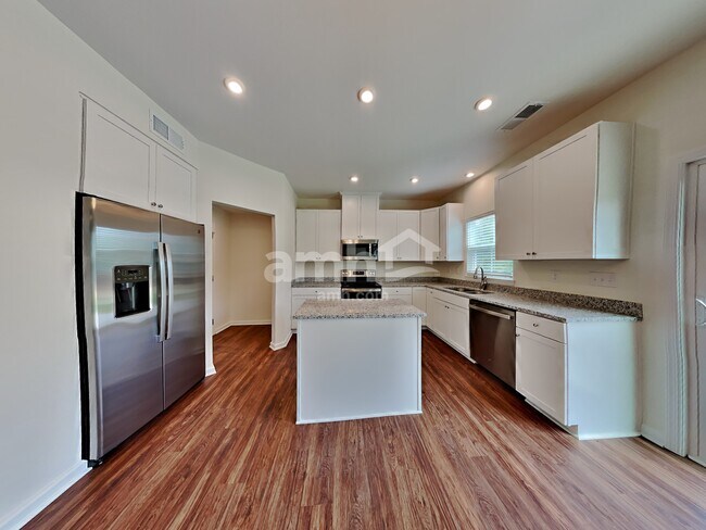 Foto del edificio - 4180 Garrison Grv Ln