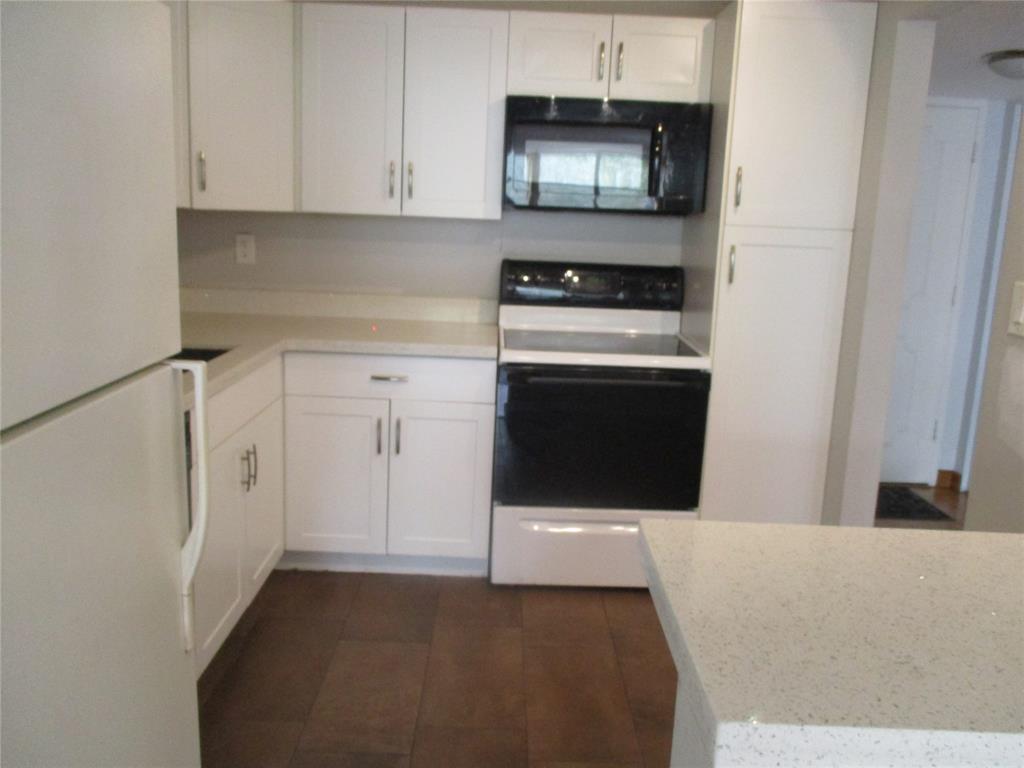 Primary Photo - 2731 Taft St