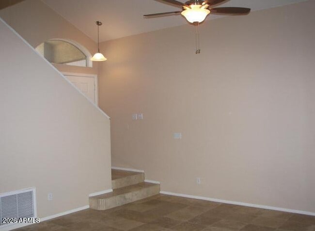 Building Photo - 3032 E Wahalla Ln