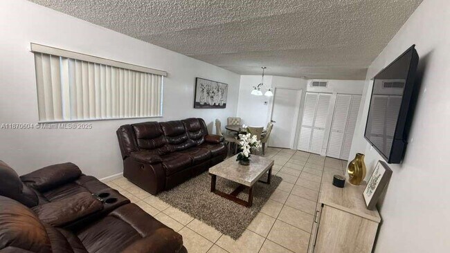 Building Photo - 7640 SW 153rd Ct