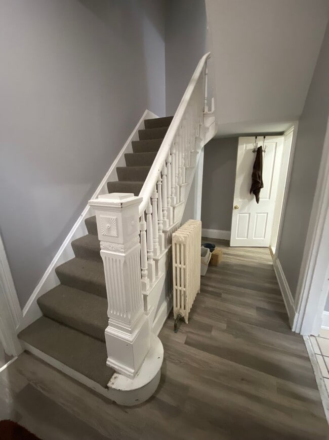 Photo - 7 bedroom/ 3bath Mins. from UC + Med Campu... House