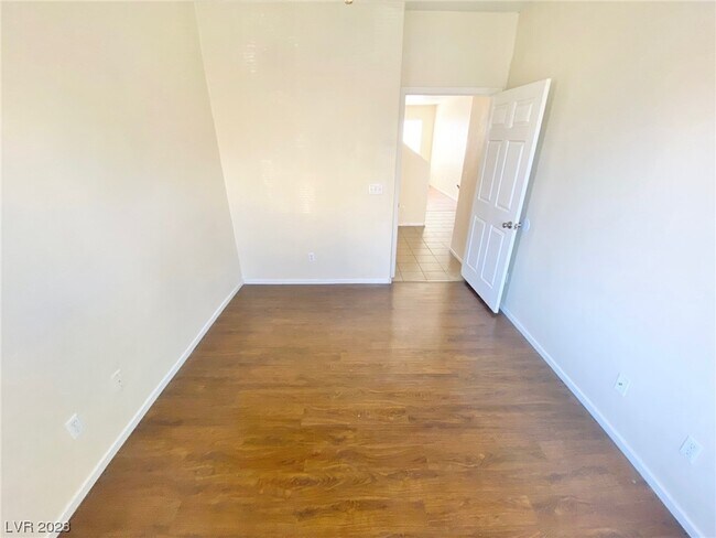 Building Photo - 6337 Wild Chive Ave
