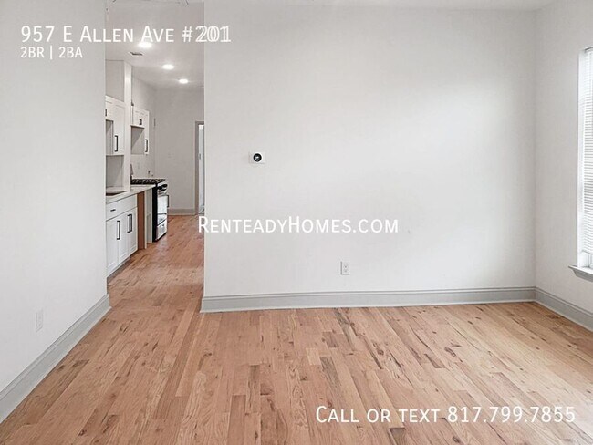 Foto del edificio - 957 E Allen Ave