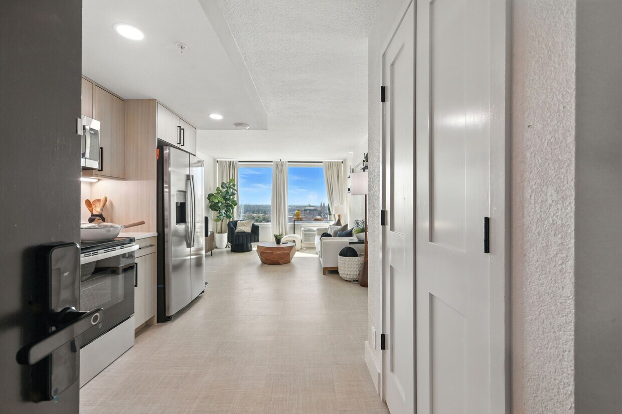 Foto principal - West 7th Apartments