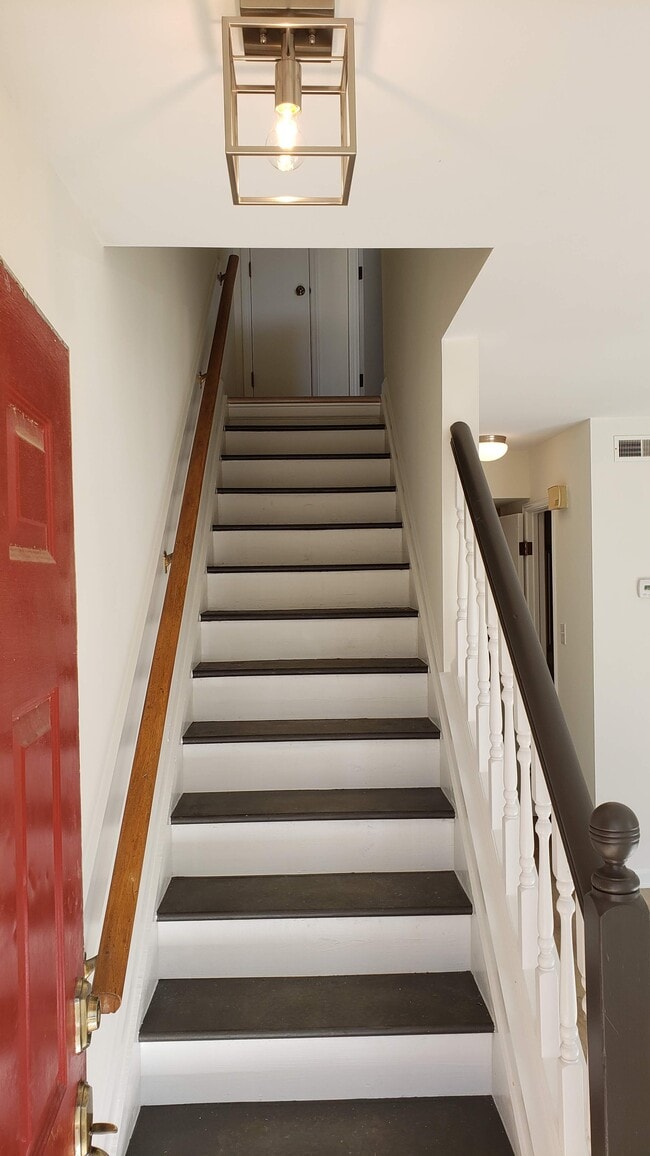 Foto del edificio - 506 Ridgecrest Rd