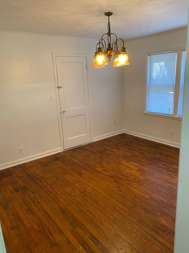 Foto del edificio - 3-Bedroom House Near Phelps Grove Park!