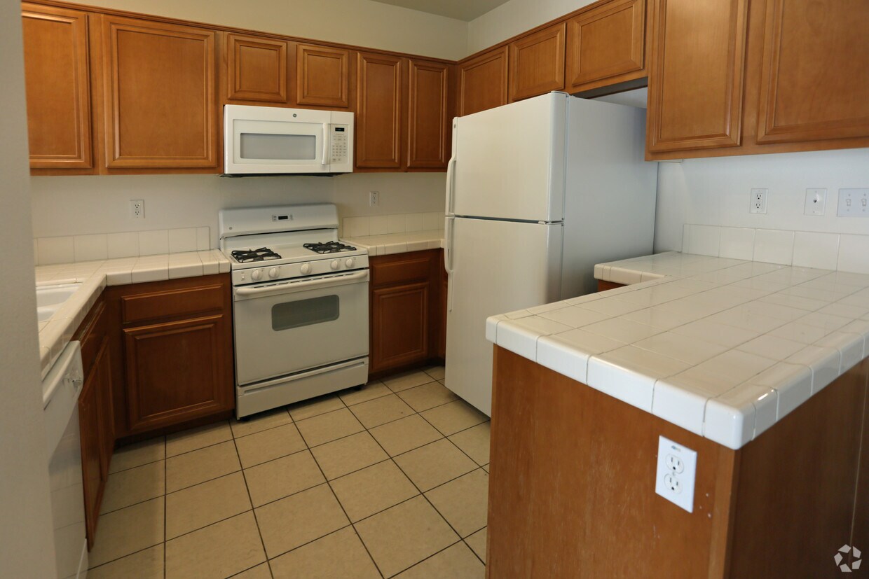 Andalusia Luxury Apartment Homes Apartments in Victorville, CA