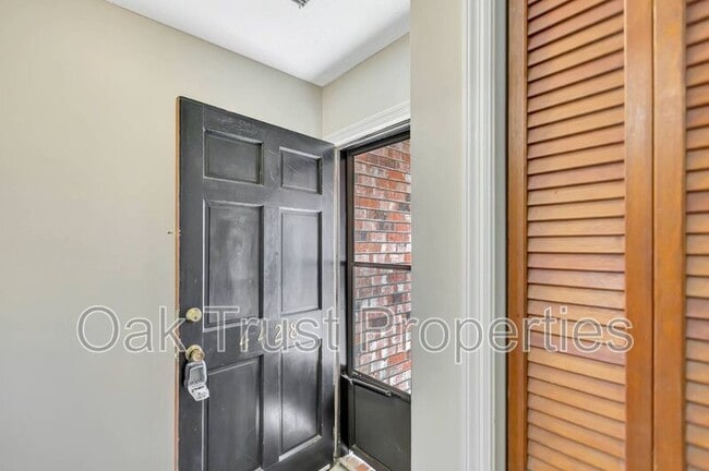 Foto del edificio - 4428 N Shirley Dr