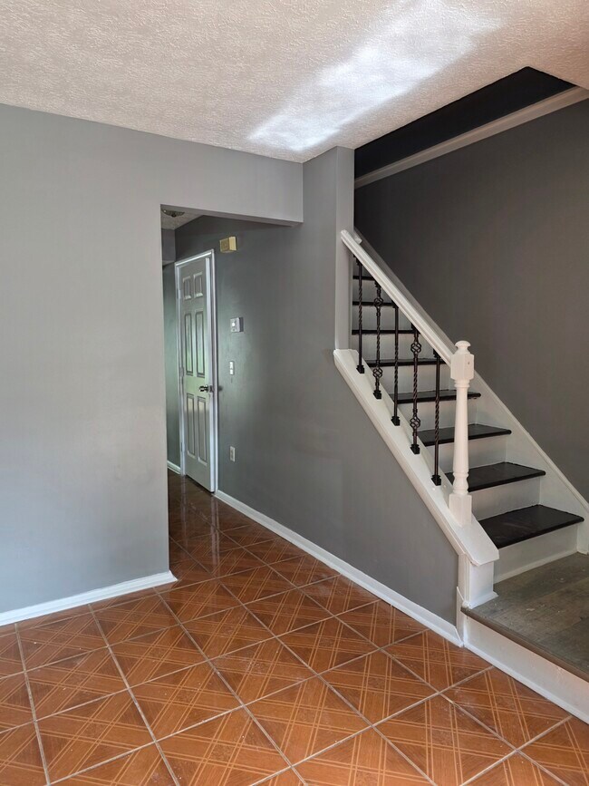 Foto del edificio - 1746 Nappa Valley Ct SE