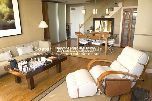 Building Photo - 416 Marlborough St