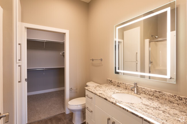 2BR, 2BA - C1 - Catalyst on Main