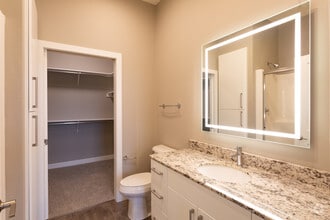 2BR, 2BA - C1 - Catalyst on Main