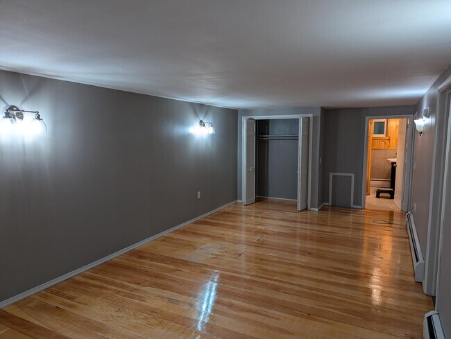 Foto del edificio - 1011 Scranton St