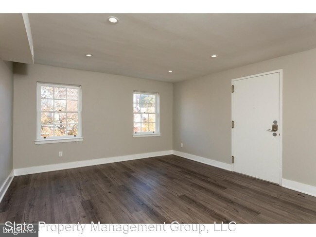 Building Photo - 1 br, 1 bath House - 334 Queen Street Unit F