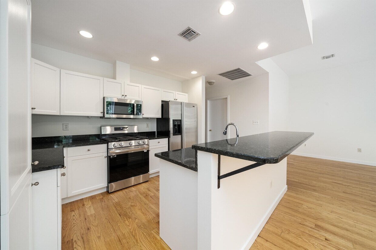 59 Madison St Unit A, Hoboken, NJ 07030 Condo for Rent in Hoboken, NJ