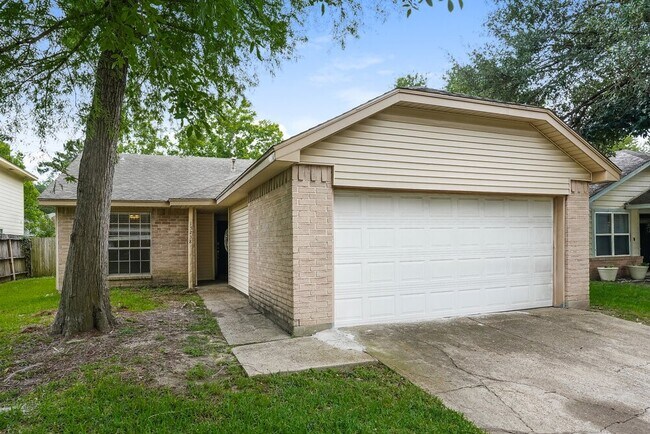 Foto del edificio - 15238 Bedford Glen Dr