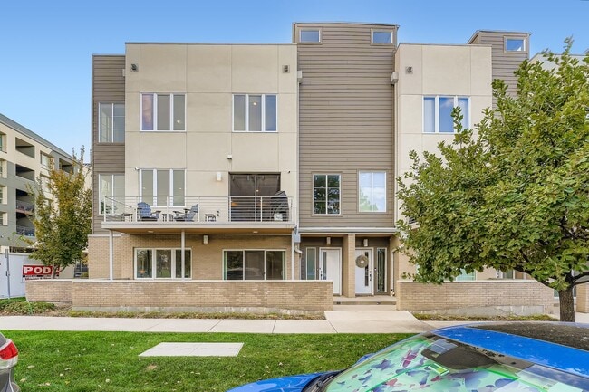 Foto del edificio - 177 S Harrison St