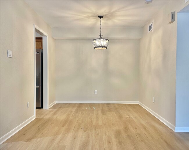 Building Photo - 1311 Antoine Dr