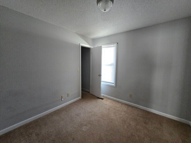 Building Photo - 7240 Van Grayson Loop ~ Cliffdale Place