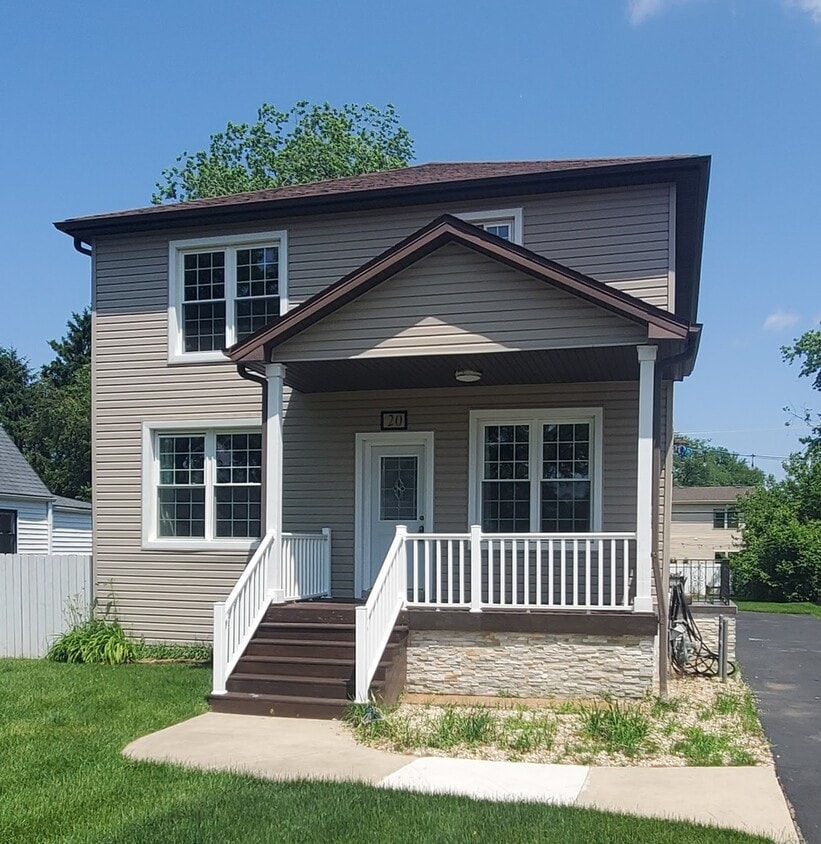 Primary Photo - 20 W Edward St