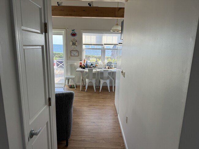 Foto del edificio - 49 Shore Rd