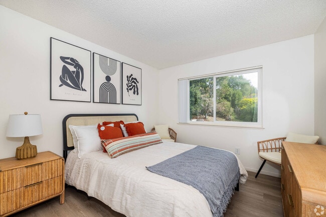 Foto del edificio - Westridge at Hilltop Apartments