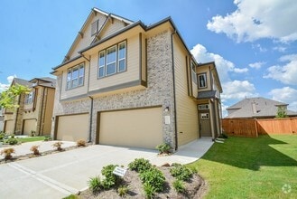 Building Photo - 12239 Stellano Ln