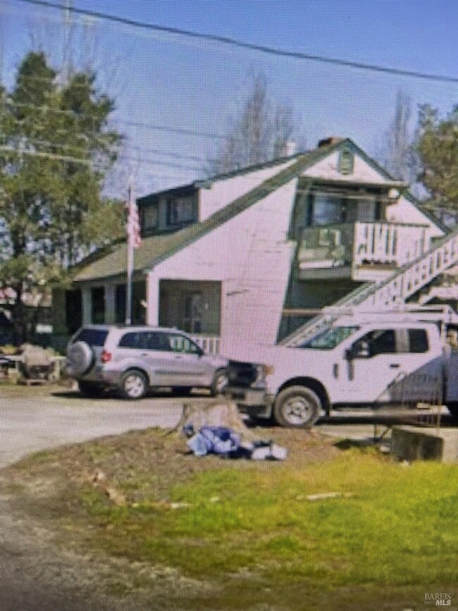 Building Photo - 7 Hawthorne Ct