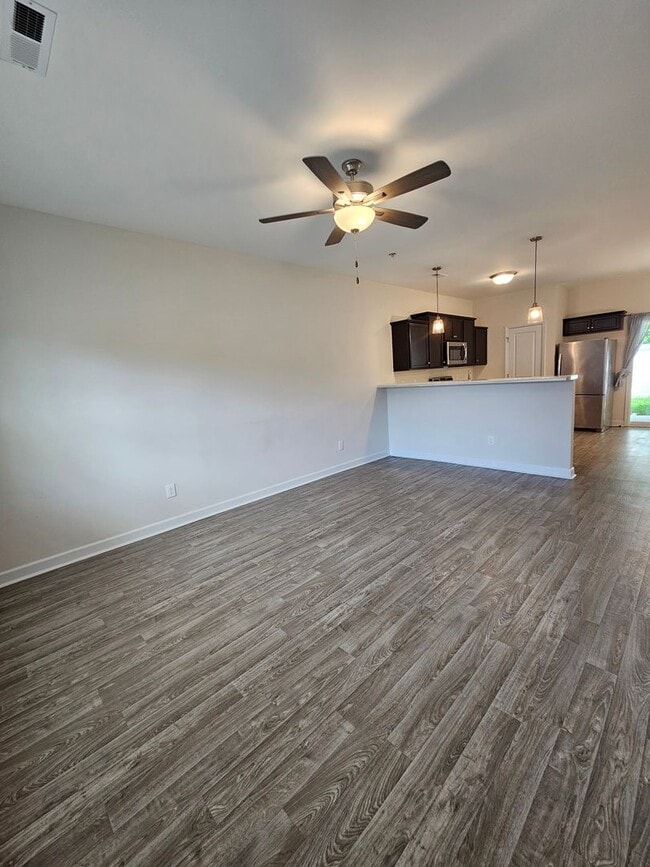 Foto del edificio - 2 Year Old Townhome in Marshall Farm!