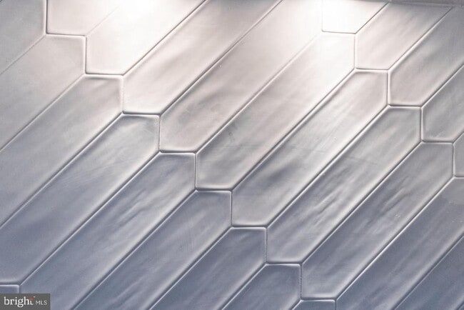 Foto del edificio - 3030 W Girard Ave