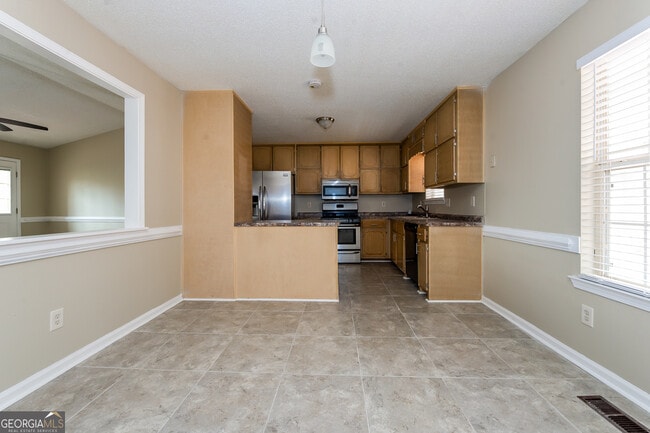 Building Photo - 205 Briarpatch Ct