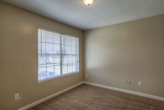 Foto del edificio - Pine Landing Homes