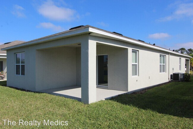 Foto del edificio - 3 br, 2 bath House - 552 Armoyan Way