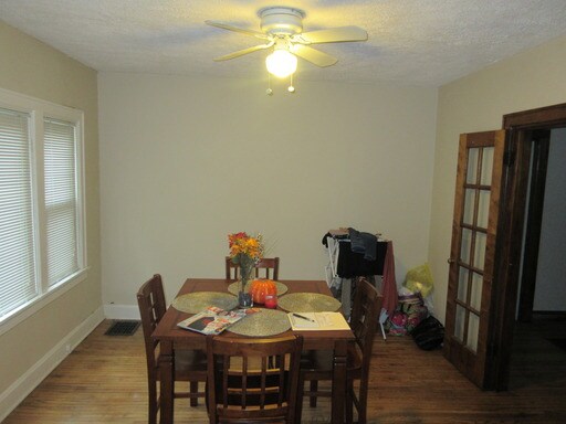 Building Photo - 1358 Dennison Ave