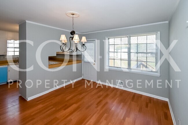 Foto del edificio - Cozy 4 Bedroom