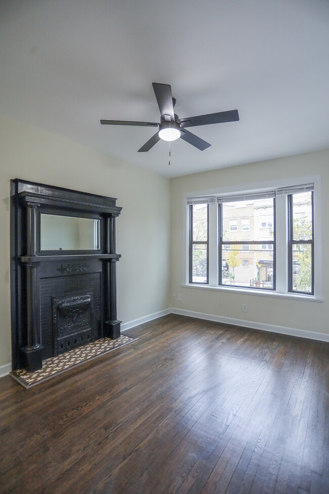 Foto del edificio - 5937 N Broadway