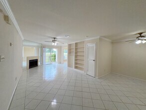 Building Photo - 6666 Harbor Town Dr