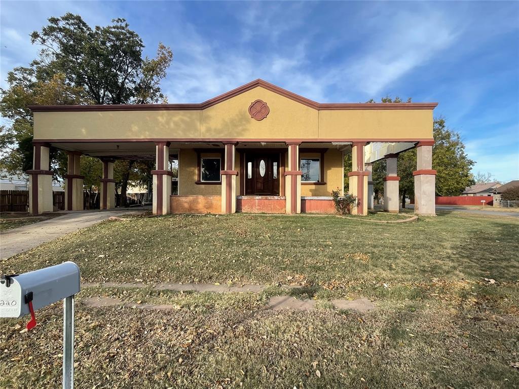 Foto principal - 220 N 8th St