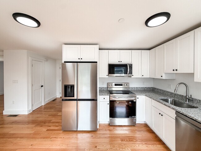 Foto del edificio - 232 Lynnfield St