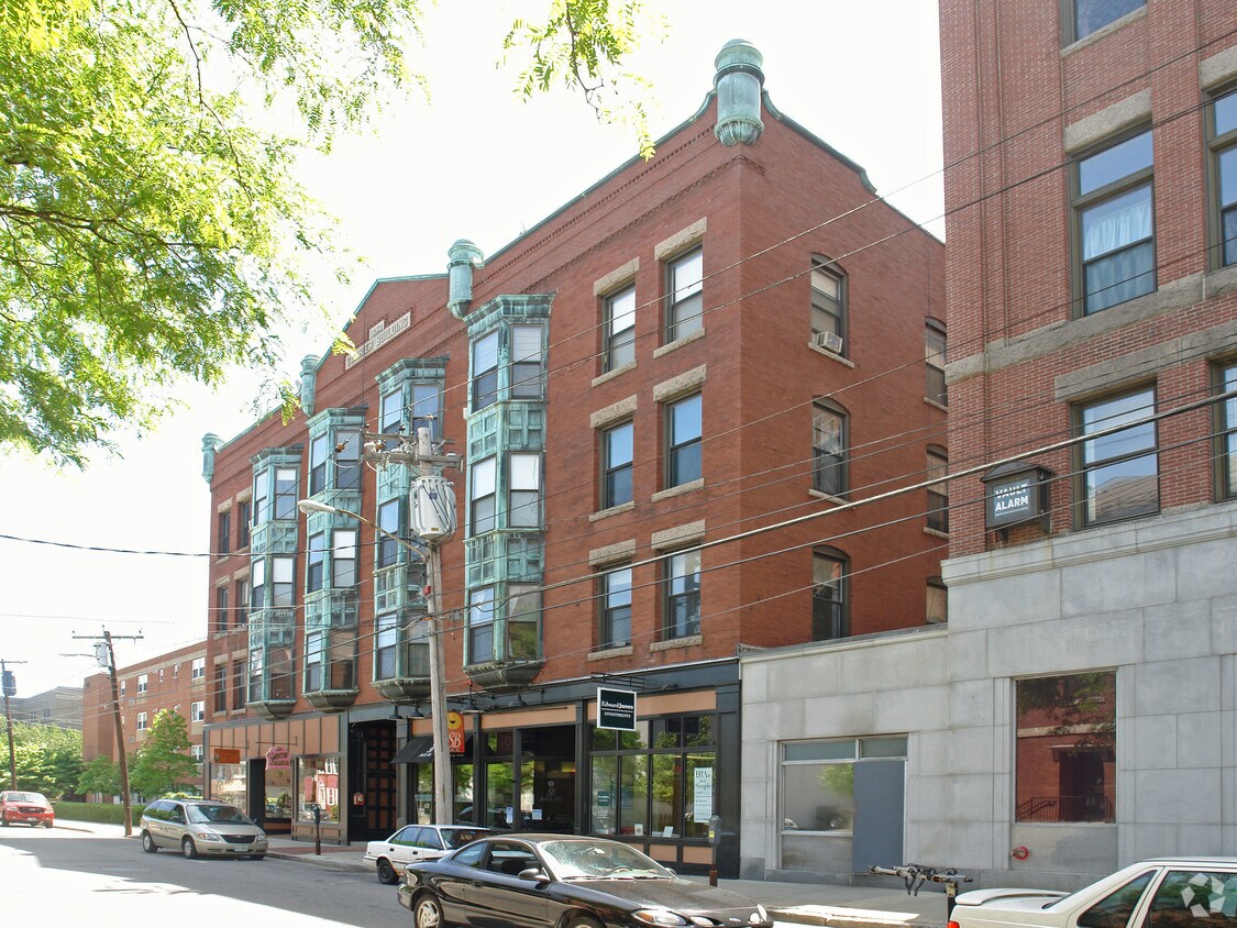 Building Photo - 62-70 E Pearl St