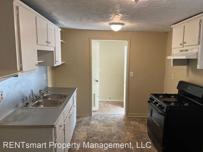 Foto del edificio - 2 br, 1 bath House - 2605 Jones Avenue Unit B
