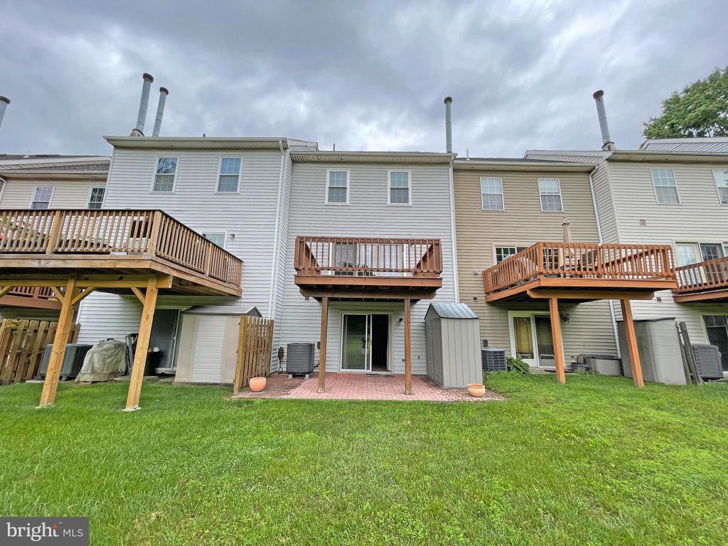 Foto principal - 4006 Forest Valley Rd