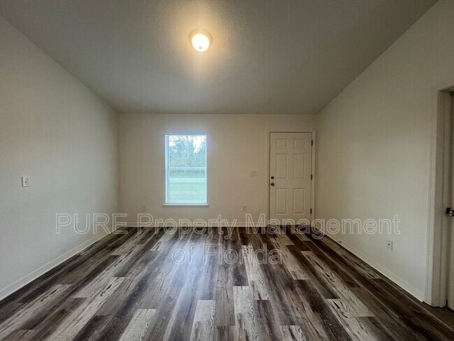 Building Photo - 13995 SW 27 Ct Rd