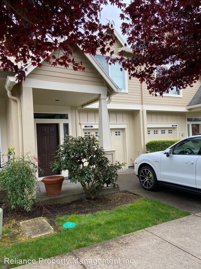 Building Photo - 3 br, 2.5 bath House - 17238 SW Pleasanton...