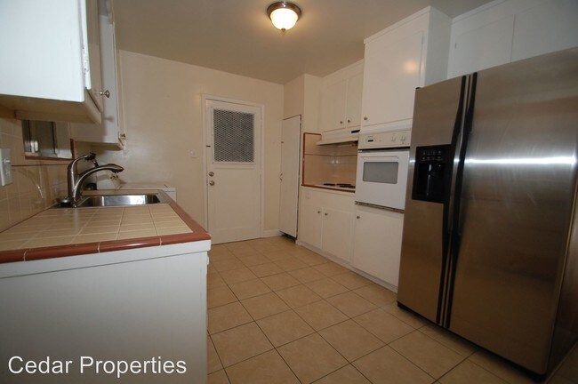 Building Photo - 3855 Buell St
