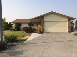 Building Photo - 95 Ridge Dr